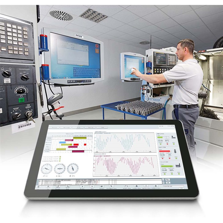 12.1 Inch Fanless Industrial Panel Pc